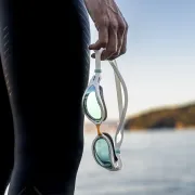 Finis - ochelari inot adulti Alliance googles - alb albastru lentila transparenta