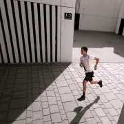 CEP - tricou tehnic - the run shirt round neck short sleeve v5 - white | geometrics