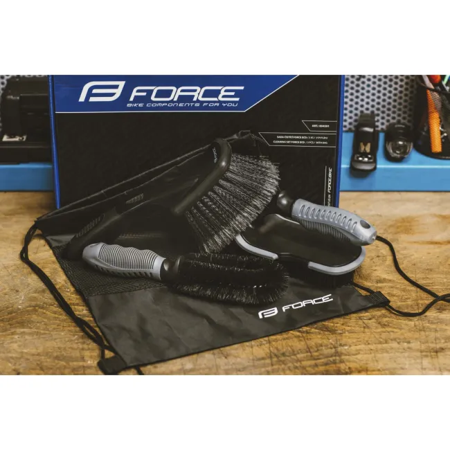 Set de Perii FORCE ECO cu husa