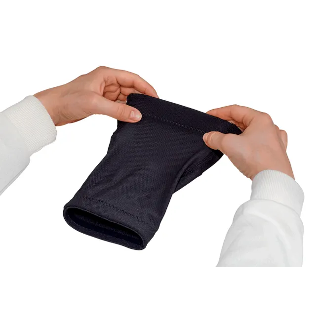Woom - genunchiere protectie ciclism pentru copii Woom Neebows - negru
