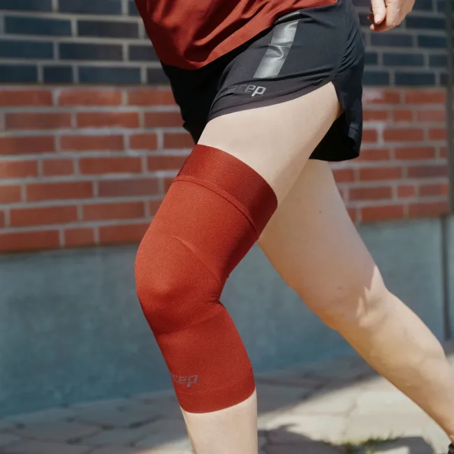 CEP - ortho genunchi - Light Support Compression Knee Sleeve - Rosu