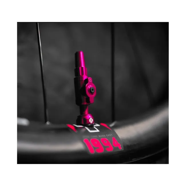 Valve tubeless Muc-Off Tubeless Valves Big Bore Lite (Large) Pink